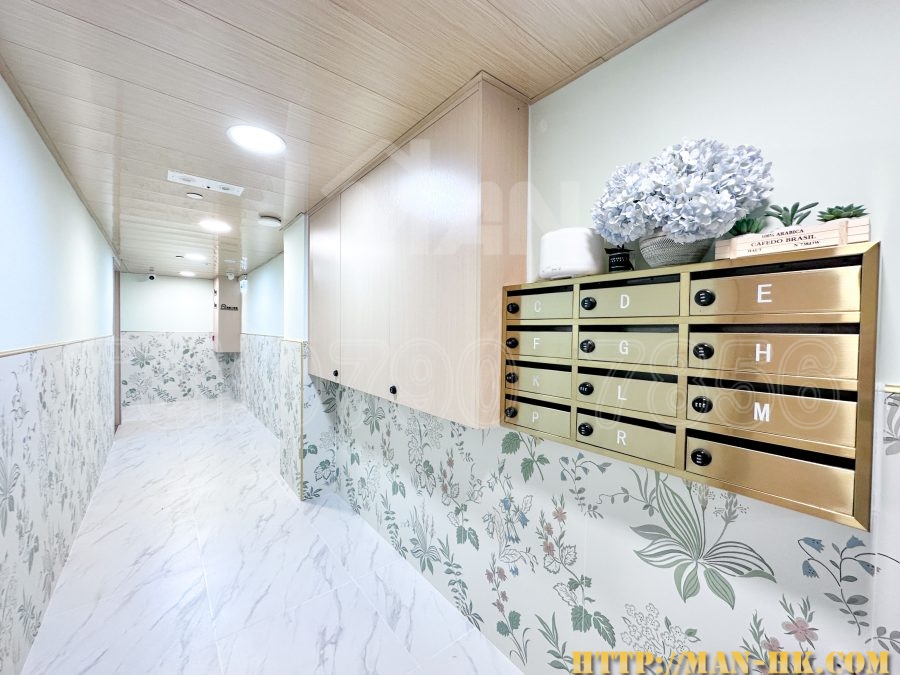 05
美興工業大廈 
Mai Hing Industrial Building MANHKCOM 工廈租盤 觀塘租盤 觀塘租工作室 觀塘網店出租 觀塘多用途工作室出租 租觀塘樓上舖 觀塘工廈出租 觀塘工作室出租 觀塘studio出租 觀塘分租單位 租觀塘工作室 觀塘樓上網店出租 觀塘租樓上舖 觀塘樓上舖出租