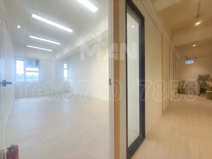 Rm.B1D
美德工業大廈
Mai Tak Industrial Building MANHKCOM 工廈租盤 觀塘租盤 觀塘租工作室 觀塘網店出租 觀塘多用途工作室出租 租觀塘樓上舖 觀塘工廈出租 觀塘工作室出租 觀塘studio出租 觀塘分租單位 租觀塘工作室 觀塘樓上網店出租 觀塘租樓上舖 觀塘樓上舖出租