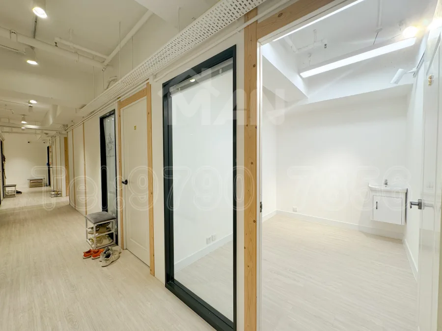 B18
萬年工業大廈
Manning Industrial Building MANHKCOM 工廈租盤 觀塘租盤 觀塘租工作室 觀塘網店出租 觀塘多用途工作室出租 租觀塘樓上舖 觀塘工廈出租 觀塘工作室出租 觀塘studio出租 觀塘分租單位 租觀塘工作室 觀塘樓上網店出租 觀塘租樓上舖 觀塘樓上舖出租