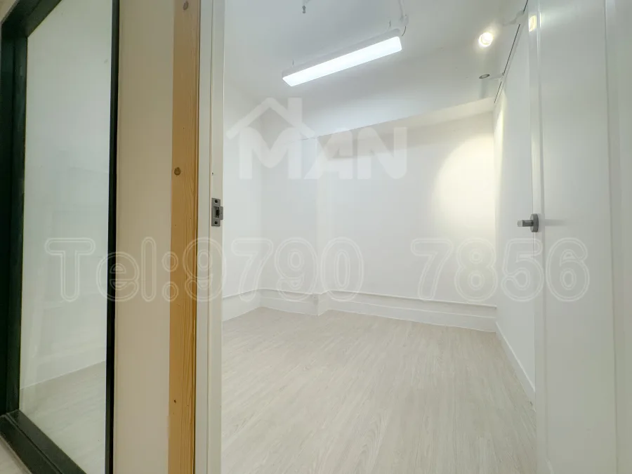 C18
萬年工業大廈
Manning Industrial Building MANHKCOM 工廈租盤 觀塘租盤 觀塘租工作室 觀塘網店出租 觀塘多用途工作室出租 租觀塘樓上舖 觀塘工廈出租 觀塘工作室出租 觀塘studio出租 觀塘分租單位 租觀塘工作室 觀塘樓上網店出租 觀塘租樓上舖 觀塘樓上舖出租