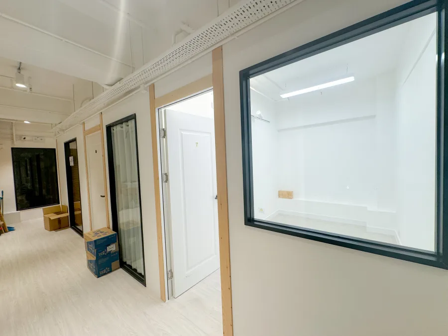 D7
迅達工業大廈
Speedy Industrial Building MANHKCOM 工廈租盤 觀塘租盤 觀塘租工作室 觀塘網店出租 觀塘多用途工作室出租 租觀塘樓上舖 觀塘工廈出租 觀塘工作室出租 觀塘studio出租 觀塘分租單位 租觀塘工作室 觀塘樓上網店出租 觀塘租樓上舖 觀塘樓上舖出租