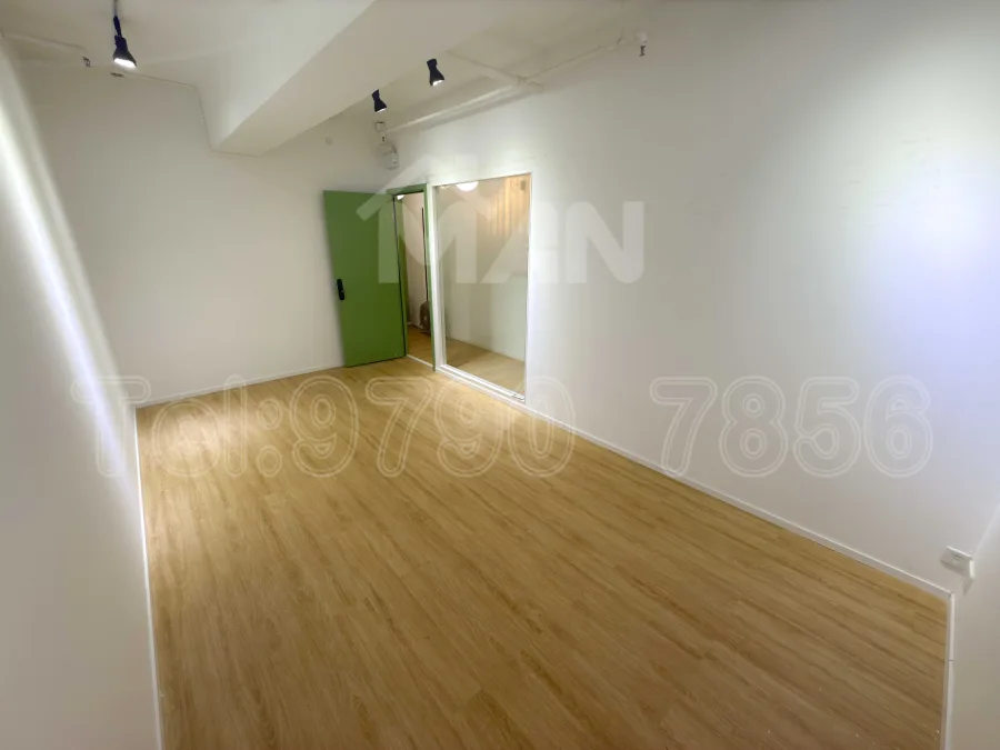 Rm.717
開聯工業中心
hoi luen industrial centre MANHKCOM 工廈租盤 觀塘租盤 觀塘租工作室 觀塘網店出租 觀塘多用途工作室出租 租觀塘樓上舖 觀塘工廈出租 觀塘工作室出租 觀塘studio出租 觀塘分租單位 租觀塘工作室 觀塘樓上網店出租 觀塘租樓上舖 觀塘樓上舖出租