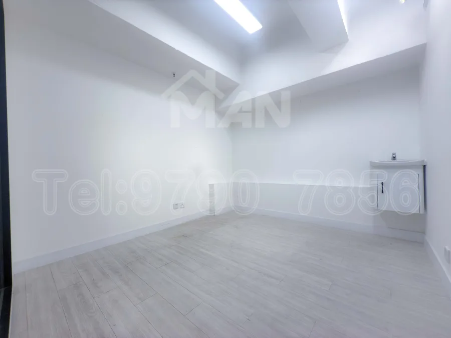 Rm.A17 世貿大樓 World Interests Building MANHKCOM 工廈租盤 觀塘租盤 觀塘租工作室 觀塘網店出租 觀塘多用途工作室出租 租觀塘樓上舖 觀塘工廈出租 觀塘工作室出租 觀塘studio出租 觀塘分租單位 租觀塘工作室 觀塘樓上網店出租 觀塘租樓上舖 觀塘樓上舖出租