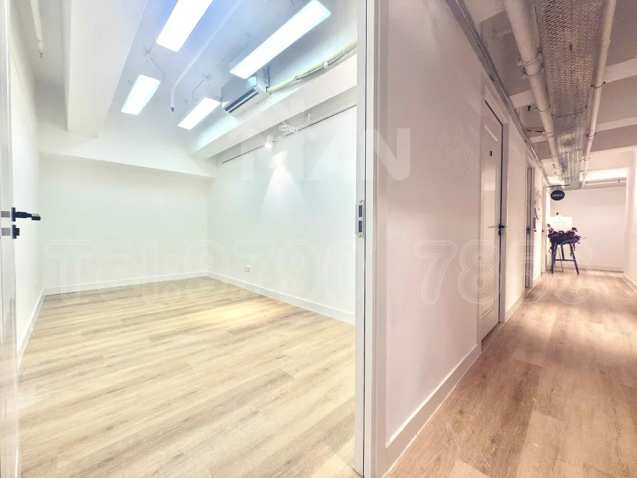 Rm.10 世貿大樓 World Interests Building MANHKCOM 工廈租盤 觀塘租盤 觀塘租工作室 觀塘網店出租 觀塘多用途工作室出租 租觀塘樓上舖 觀塘工廈出租 觀塘工作室出租 觀塘studio出租 觀塘分租單位 租觀塘工作室 觀塘樓上網店出租 觀塘租樓上舖 觀塘樓上舖出租