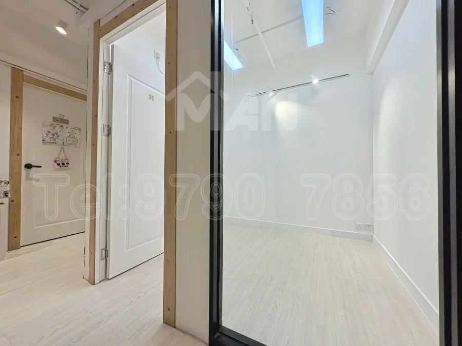 Rm.B31 萬年工業大廈 Manning Industrial Building MANHKCOM 工廈租盤 觀塘租盤 觀塘租工作室 觀塘網店出租 觀塘多用途工作室出租 租觀塘樓上舖 觀塘工廈出租 觀塘工作室出租 觀塘studio出租 觀塘分租單位 租觀塘工作室 觀塘樓上網店出租 觀塘租樓上舖 觀塘樓上舖出租