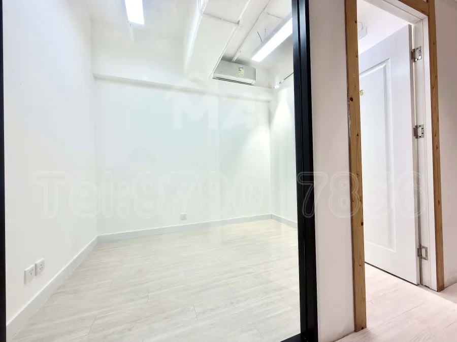 Rm.C5 有利中心 yau lee centre MANHKCOM 工廈租盤 觀塘租盤 觀塘租工作室 觀塘網店出租 觀塘多用途工作室出租 租觀塘樓上舖 觀塘工廈出租 觀塘工作室出租 觀塘studio出租 觀塘分租單位 租觀塘工作室 觀塘樓上網店出租 觀塘租樓上舖 觀塘樓上舖出租