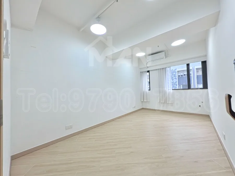Rm.16 鵬光大廈 Pang Kwong Building MANHKCOM 工廈租盤 觀塘租盤 觀塘租工作室 觀塘網店出租 觀塘多用途工作室出租 租觀塘樓上舖 觀塘工廈出租 觀塘工作室出租 觀塘studio出租 觀塘分租單位 租觀塘工作室 觀塘樓上網店出租 觀塘租樓上舖 觀塘樓上舖出租