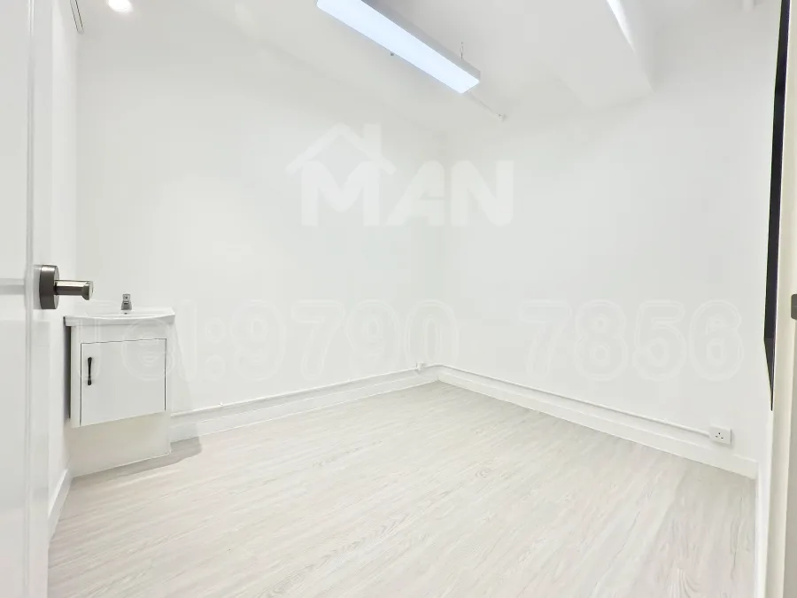 1H 冠力工業大廈 crown industrial building MANHKCOM 工廈租盤 觀塘租盤 觀塘租工作室 觀塘網店出租 觀塘多用途工作室出租 租觀塘樓上舖 觀塘工廈出租 觀塘工作室出租 觀塘studio出租 觀塘分租單位 租觀塘工作室 觀塘樓上網店出租 觀塘租樓上舖 觀塘樓上舖出租